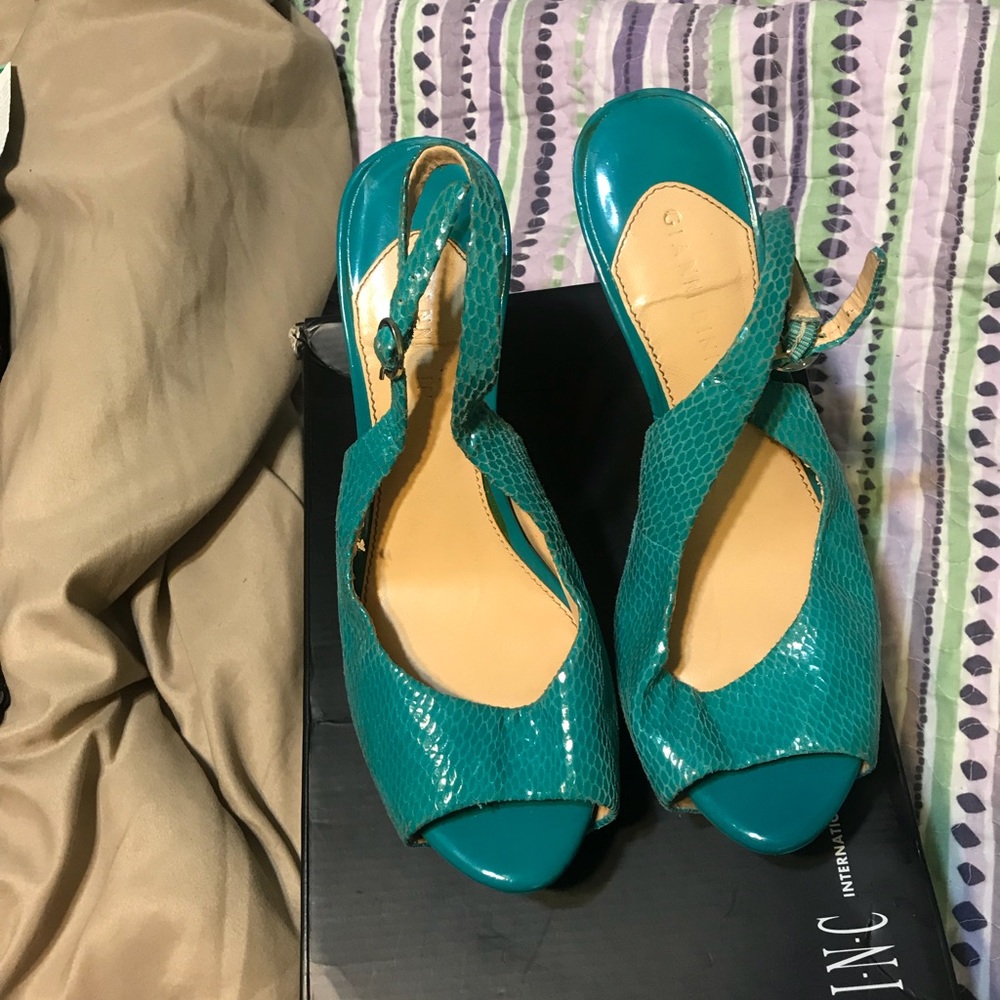 Snake print sling backs!